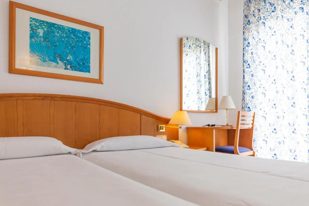 ***  Hotel Ramblamar Roses İspanya